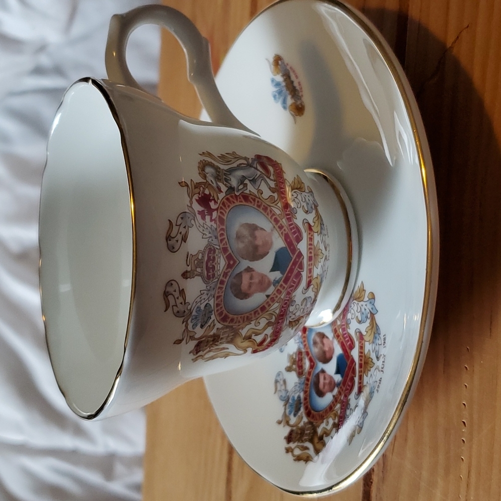 Charles and Dianna commemorative tea cup